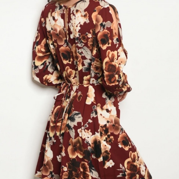 Floral burgundy long sleeve dress - Picture 2 of 3